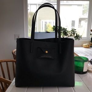 Marc by Marc Jacobs black leather tote purse